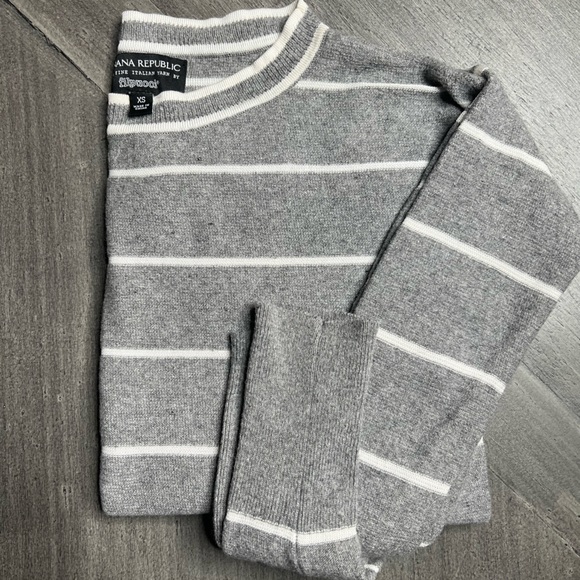 Banana Republic Fine Italian yarn filpucci Sweater extra small - Picture 2 of 15